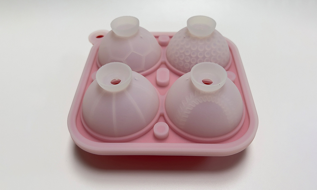 4 Grid Sports Ice-Cubes Mold Silicone Ice Tray11
