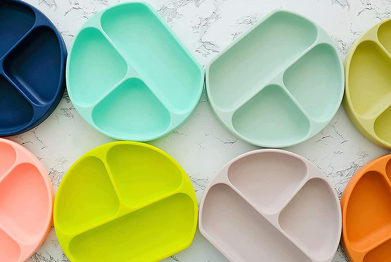 Silicone Smiley-face Baby Plates (1)
